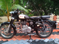 Black Royal Enfield Classic 350