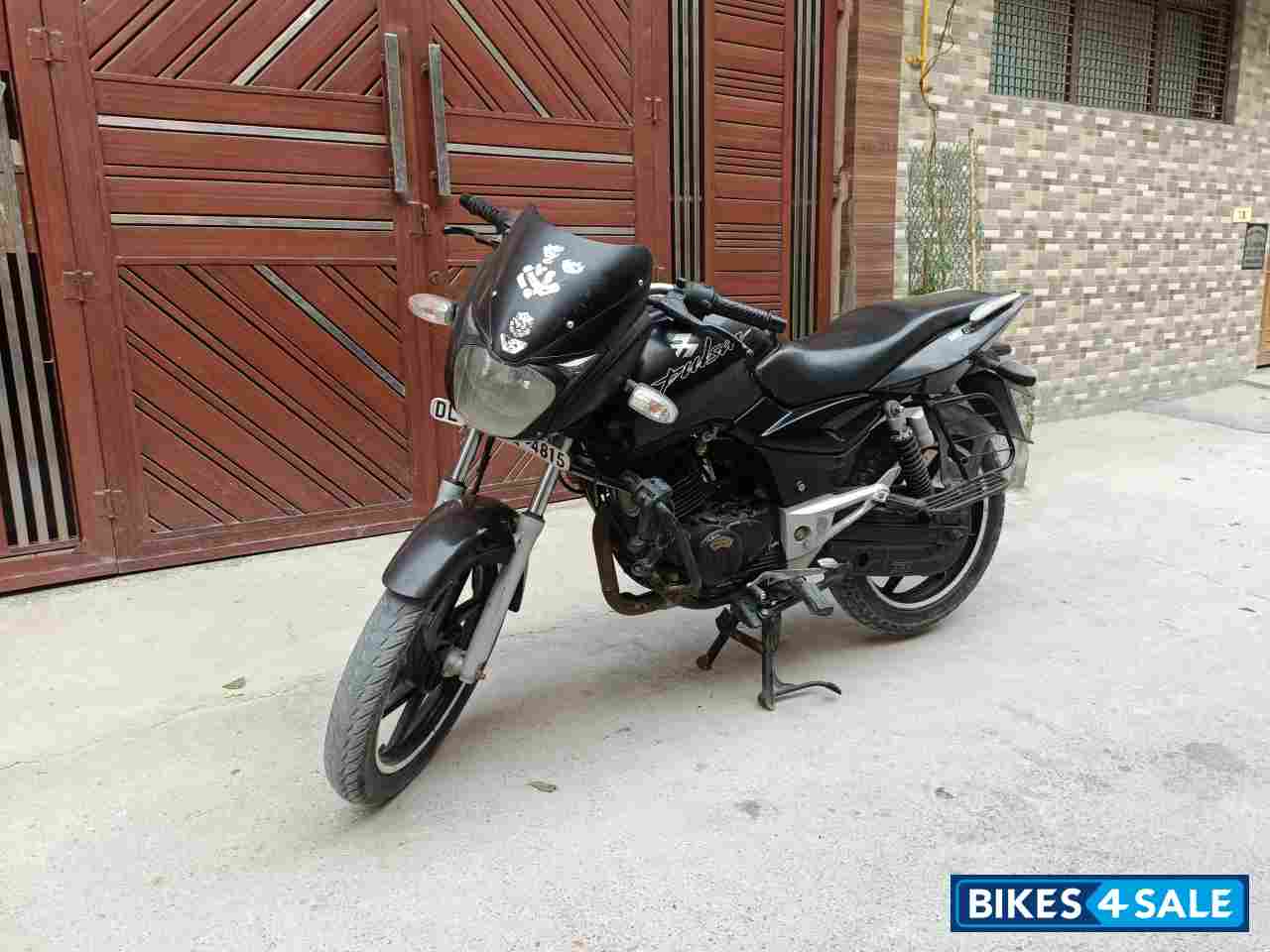 All Black Bajaj Pulsar 180 DTSi