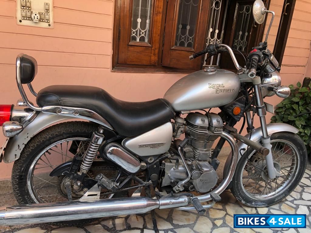 Royal Enfield Thunderbird