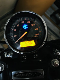 Black Bajaj Avenger Street 220