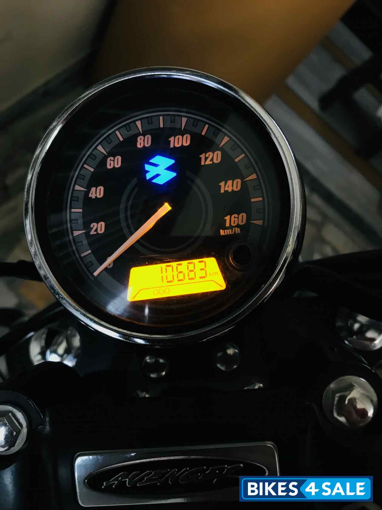 Black Bajaj Avenger Street 220