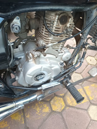 Bajaj Avenger 220 DTS-i