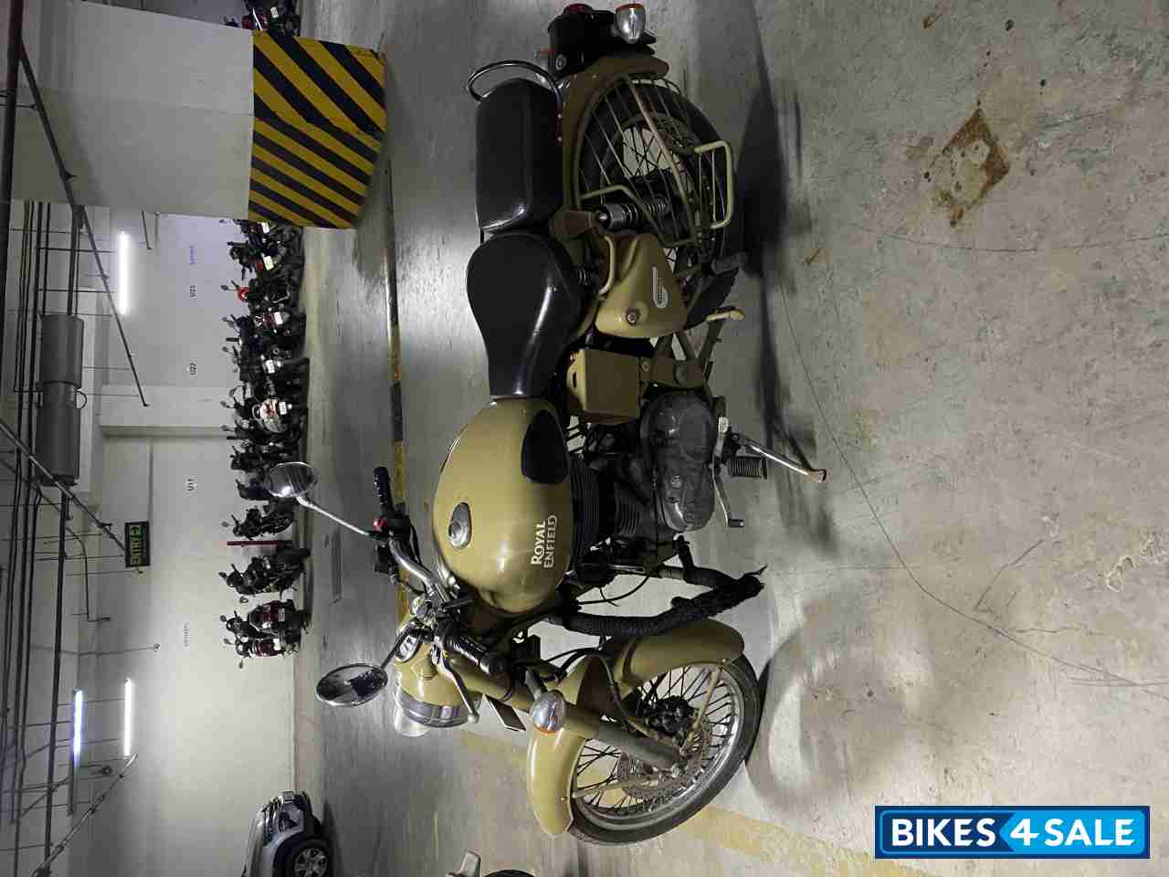 Royal Enfield Classic Desert Storm