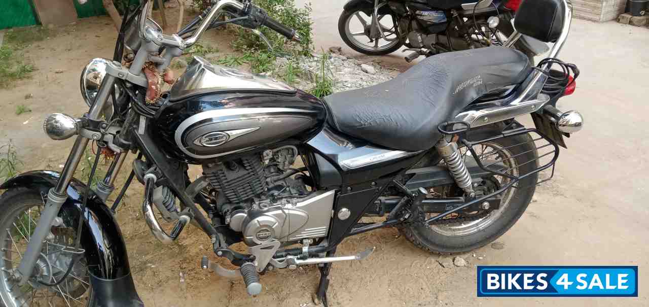 Bajaj Avenger Cruise 220