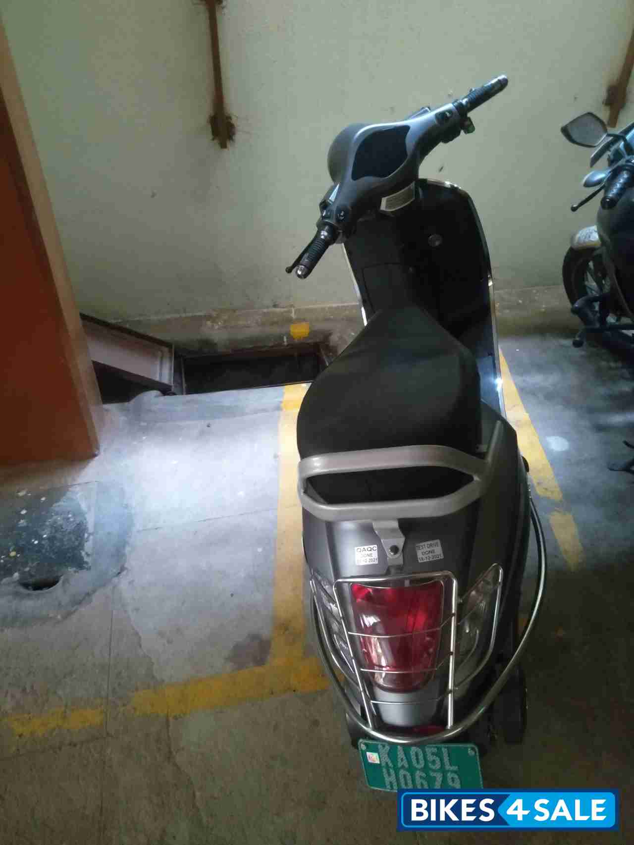 Grey Pure EV epluto 7G