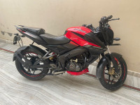 Red Bajaj Pulsar NS 160