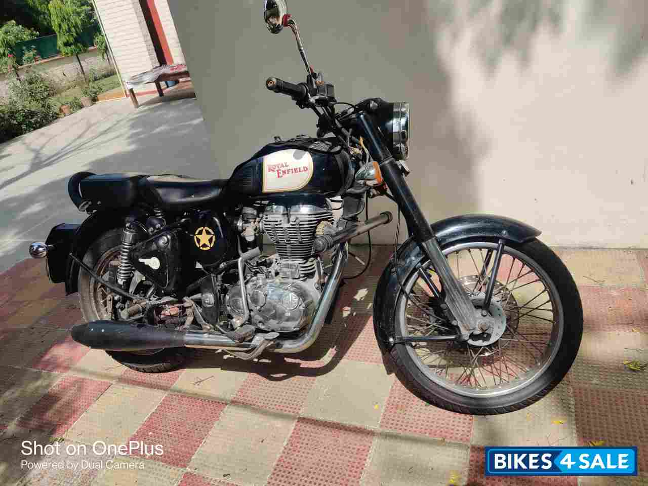 Black Royal Enfield Classic 350