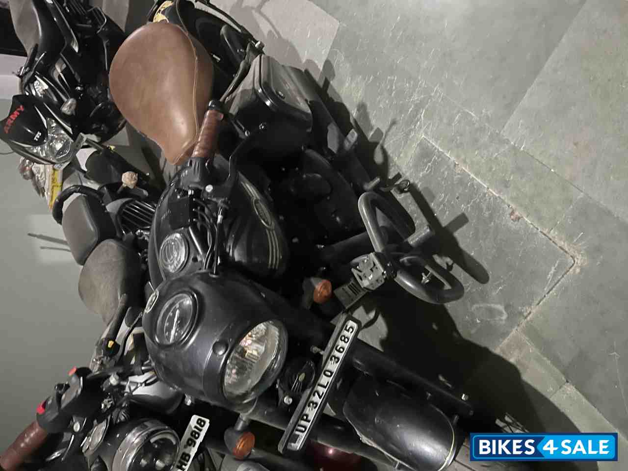 Black Jawa Perak BS6