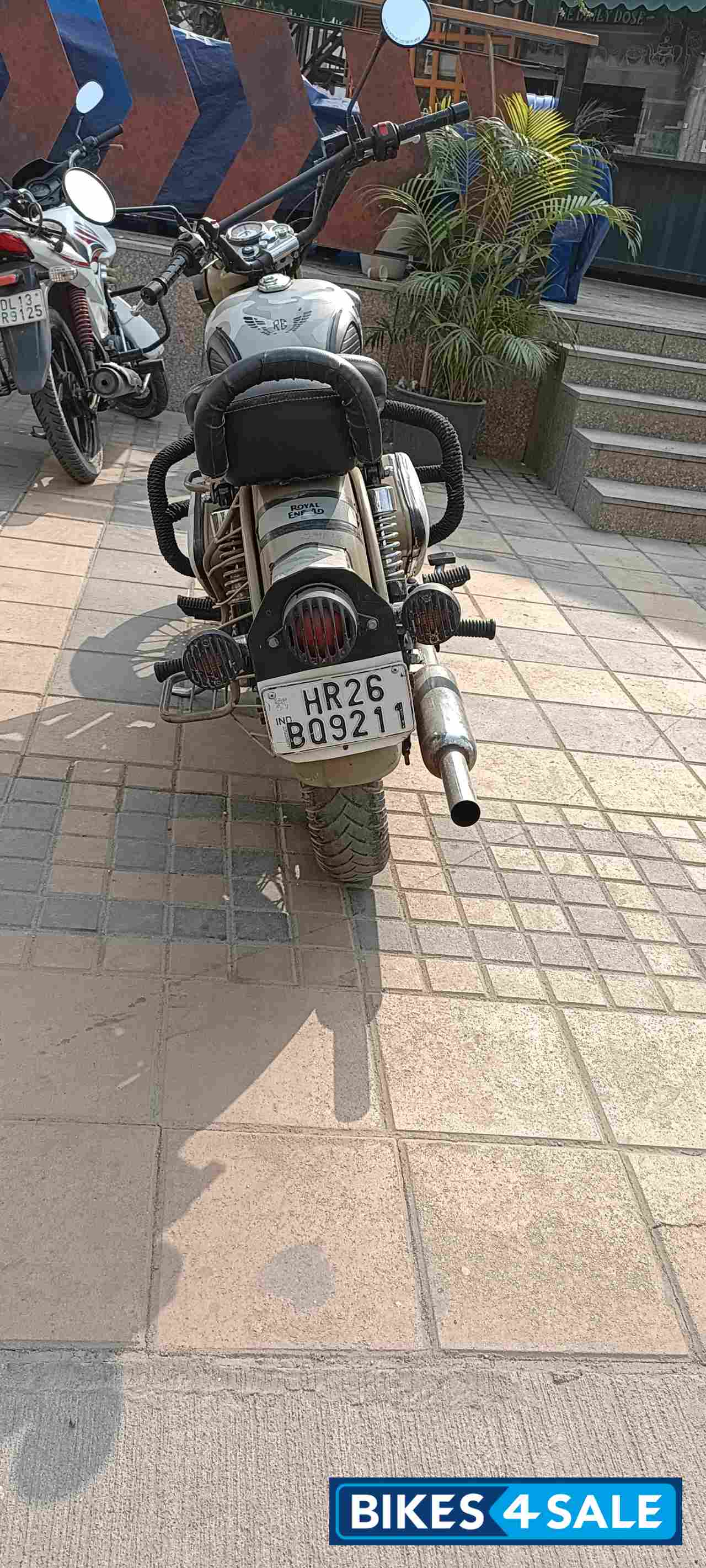 Royal Enfield Classic 500