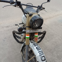 Royal Enfield Classic 500