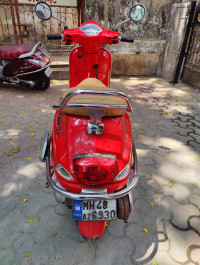 Red Vespa VXL 150