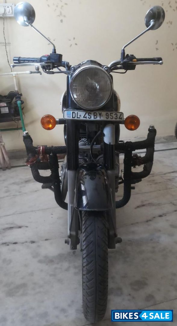 Black Royal Enfield Classic 500 Black Royal Enfield Classic 500