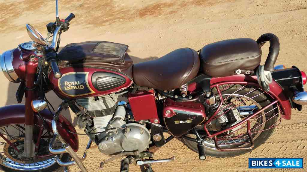 Maroon Royal Enfield Classic 350