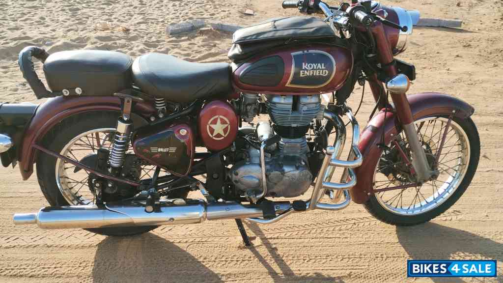 Maroon Royal Enfield Classic 350