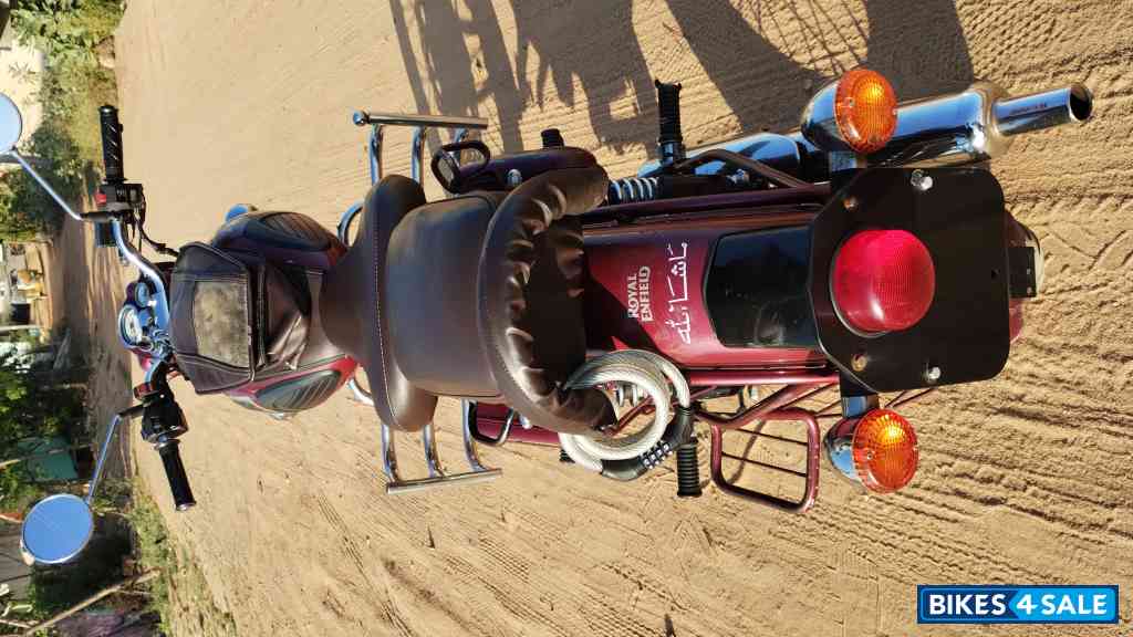 Maroon Royal Enfield Classic 350