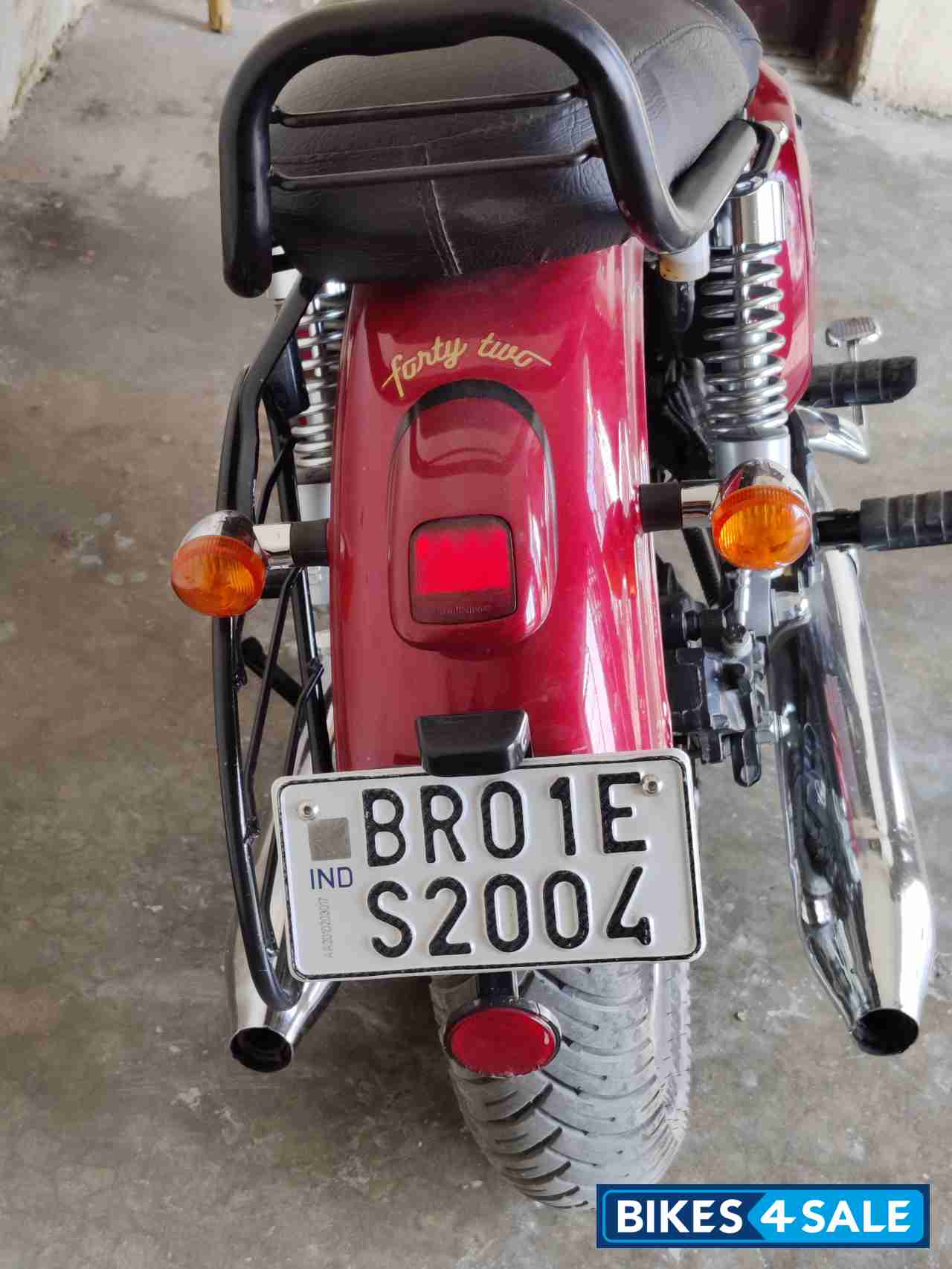 Red Jawa 42 Dual Channel ABS Orion Red