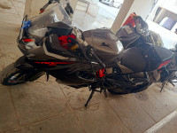 Black TVS Apache RR 310 2020