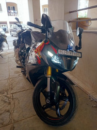 Black TVS Apache RR 310 2020