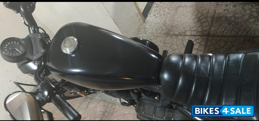 Harley Davidson Iron 883