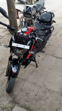 TVS Apache RTR 200 4V