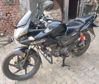 Black Honda CBF Stunner