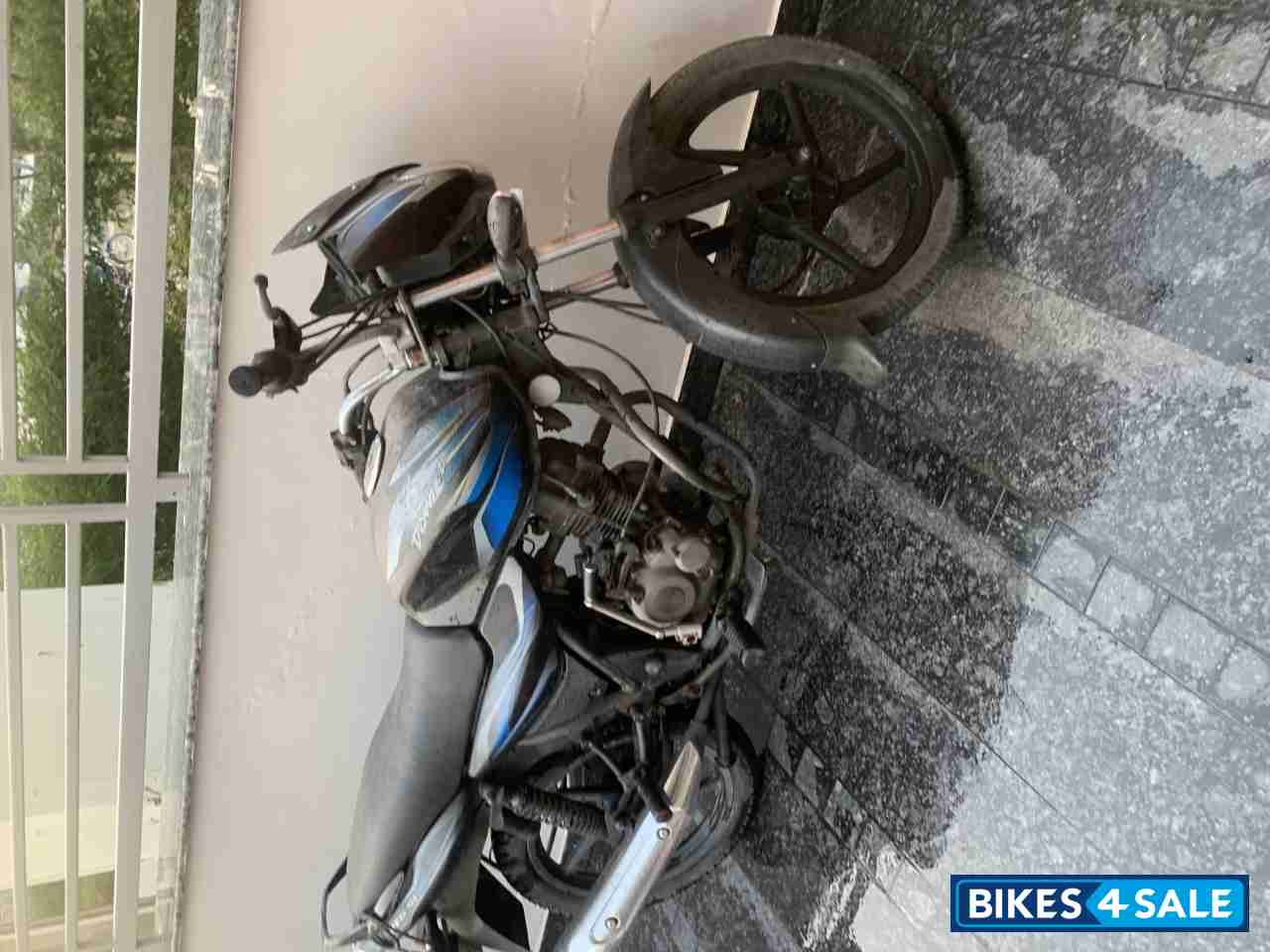 Bajaj Discover 100 DTS-Si