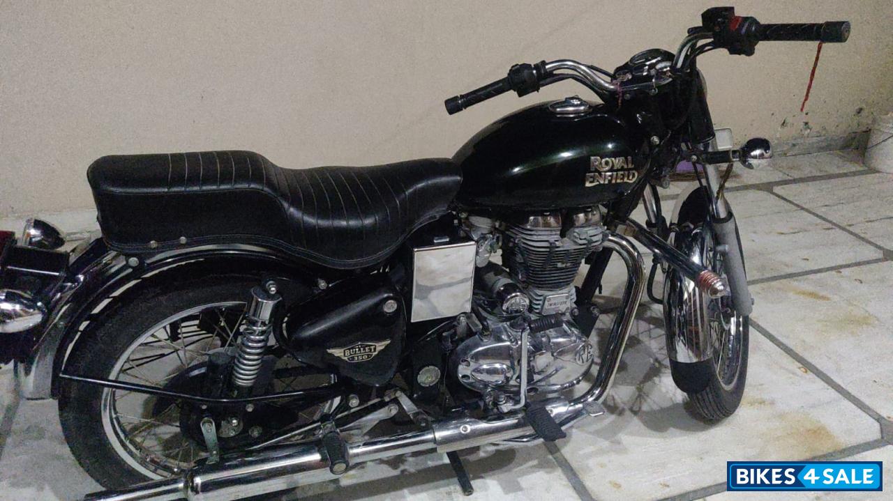 Black Royal Enfield Bullet Electra