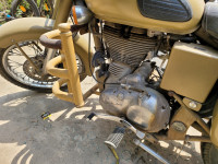 Desert Storm Royal Enfield Classic Desert Storm