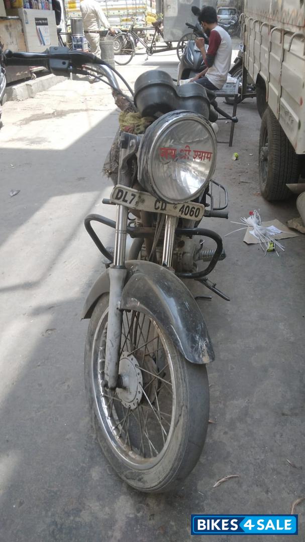 Bajaj CT 100