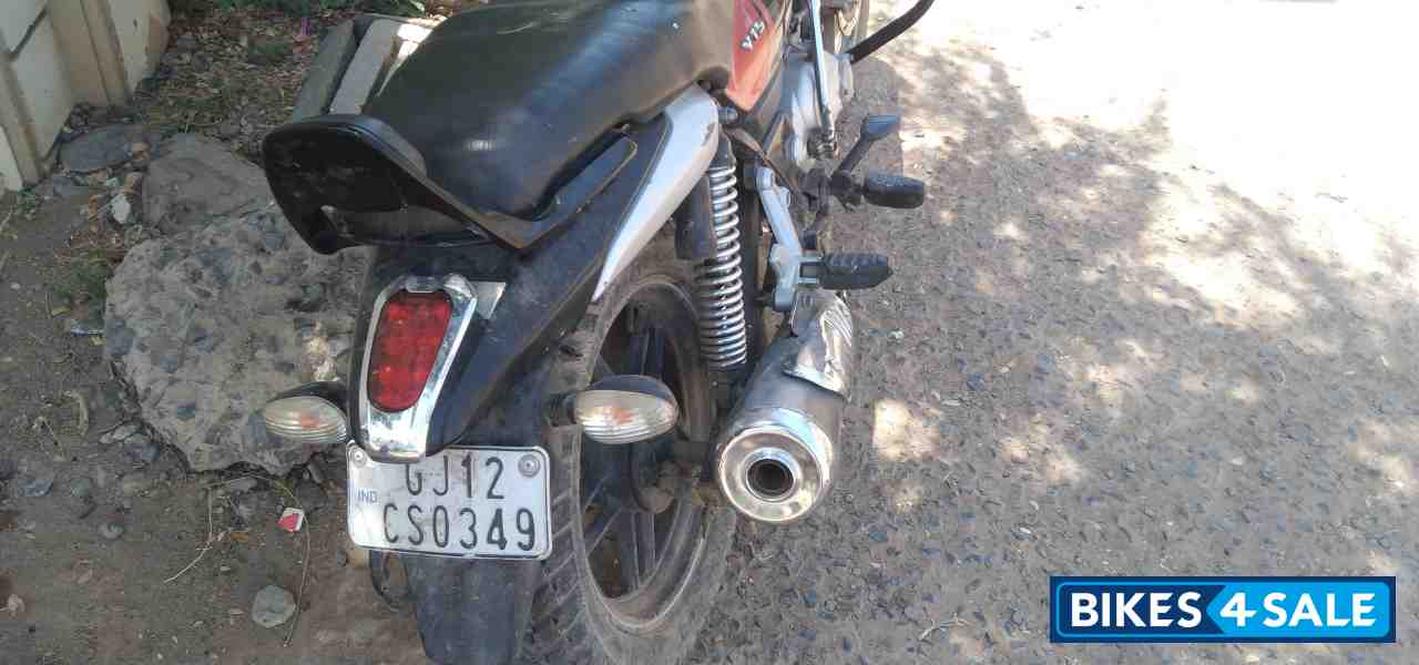 Black Bajaj V15