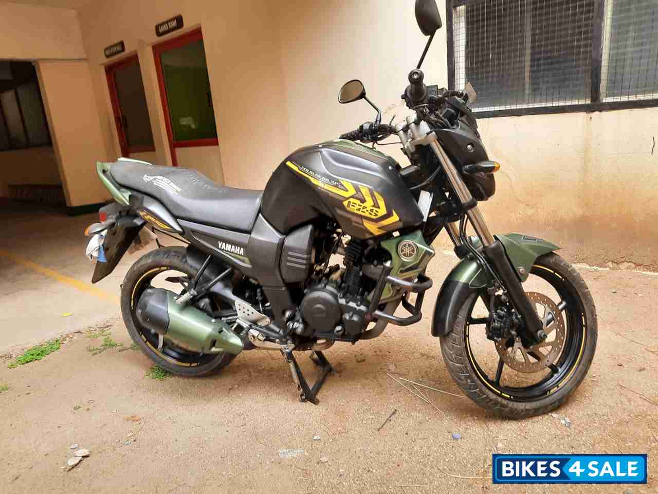 Military Green Yamaha FZ-S