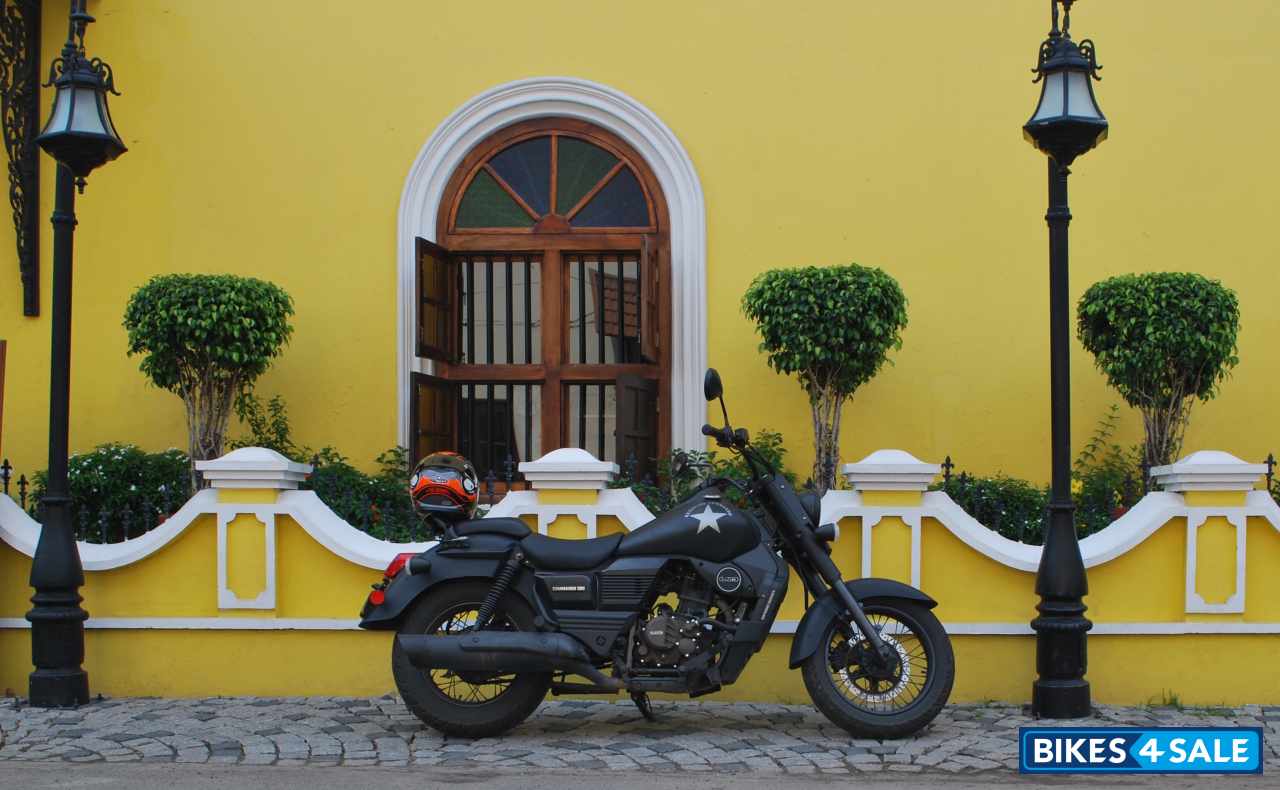 Black UM Renegade Commando