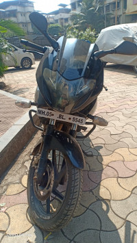 Bajaj Pulsar 220F