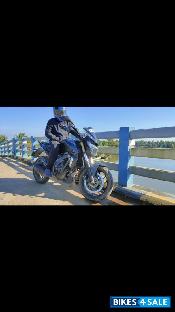 Twilight Blue Bajaj Dominar 400