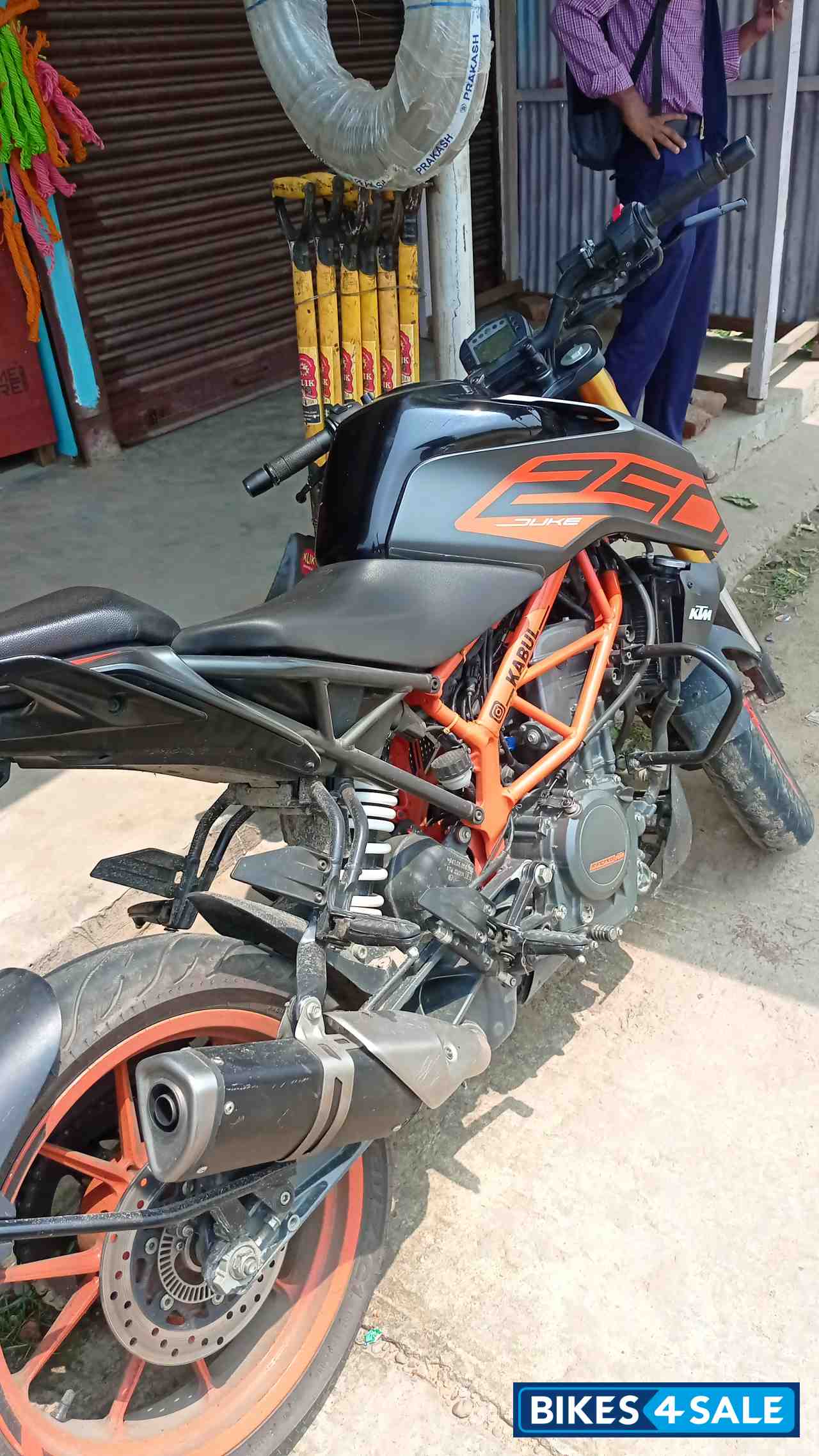 Orange And Black KTM Duke 250 2020