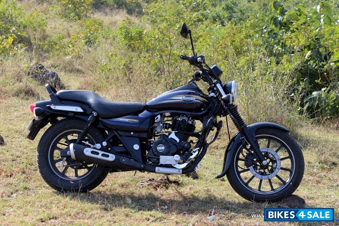 Blue Bajaj Avenger Street 150 Blue Bajaj Avenger Street 150