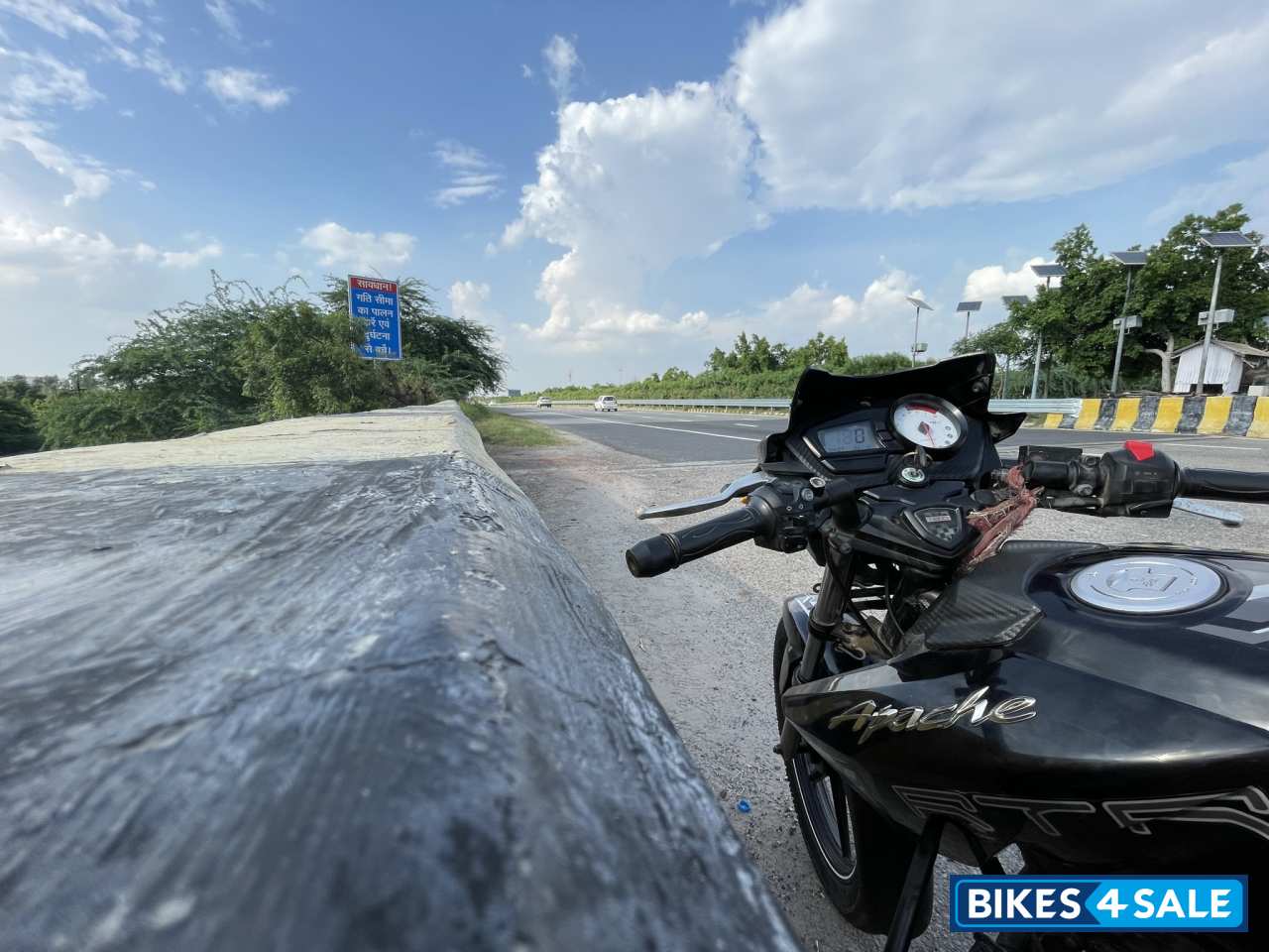 TVS Apache RTR 180 ABS