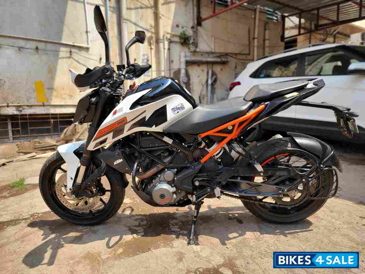 White KTM Duke 250