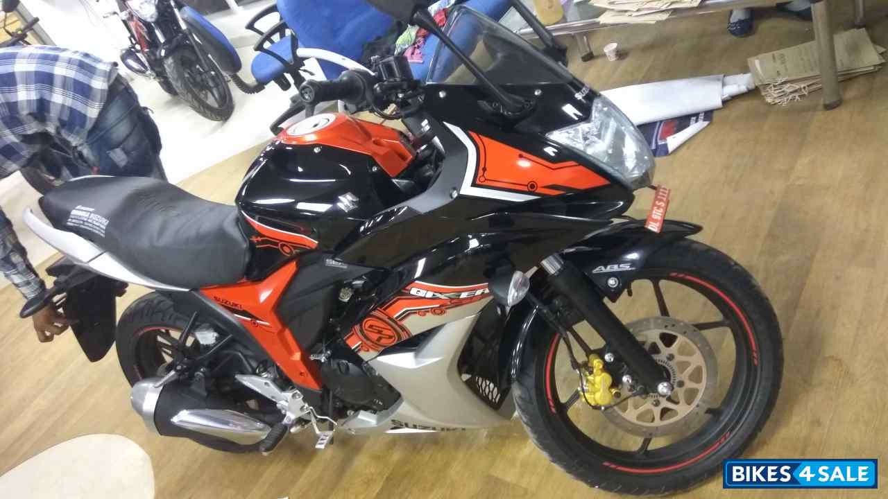 Suzuki Gixxer SF SP