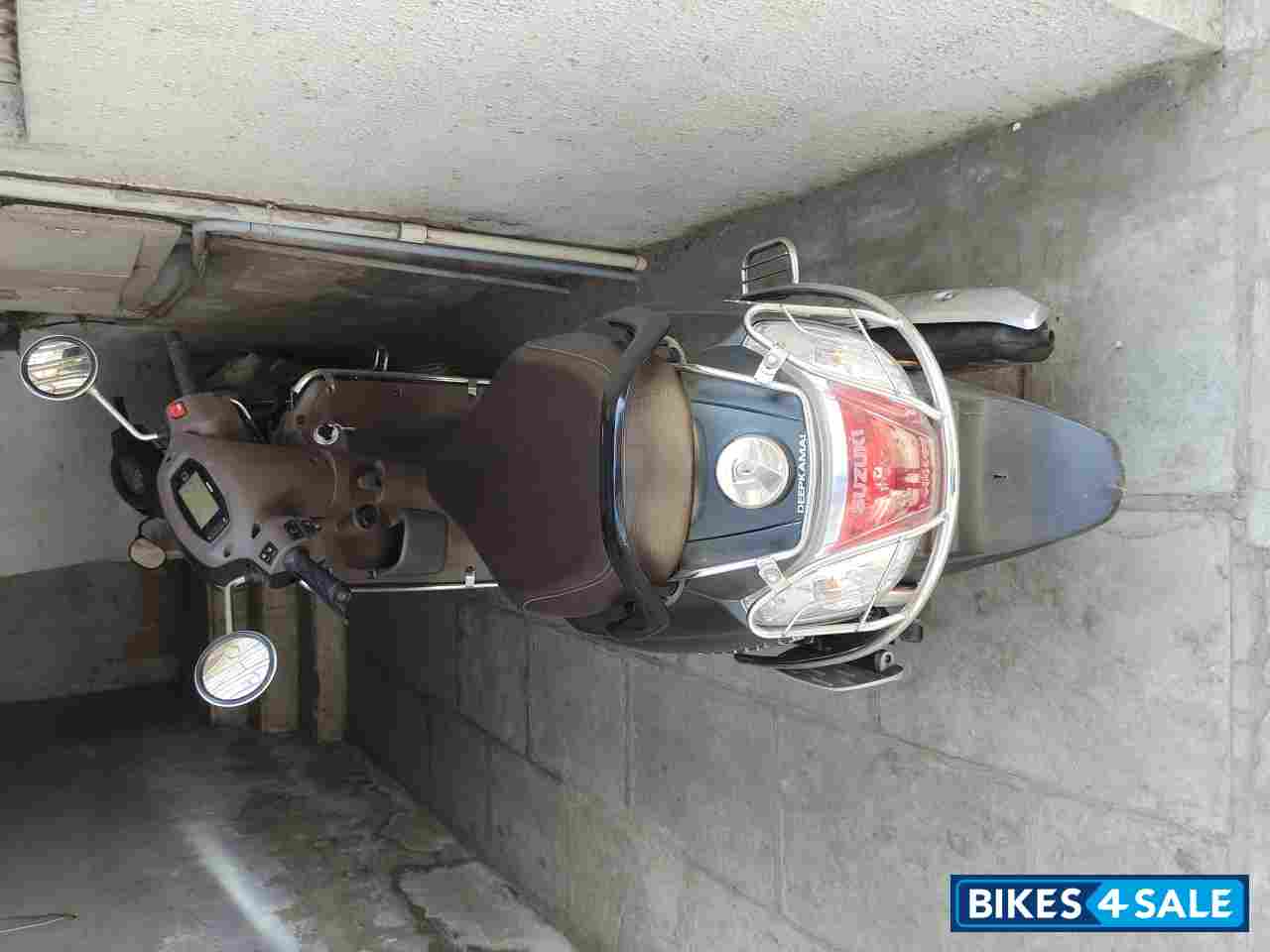 Matte Black Suzuki Access 125 Bluetooth Enabled Matte Black Suzuki Access 125 Bluetooth Enabled