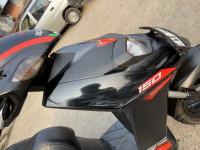 Aprilia SR 150 Carbon