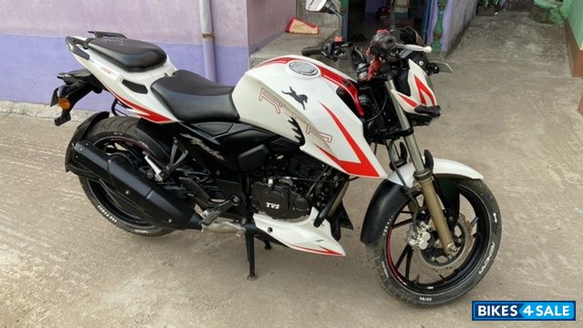 Red And White TVS Apache RTR 200 4V Race Edition 2.0
