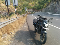 Black Bajaj Pulsar 200 NS