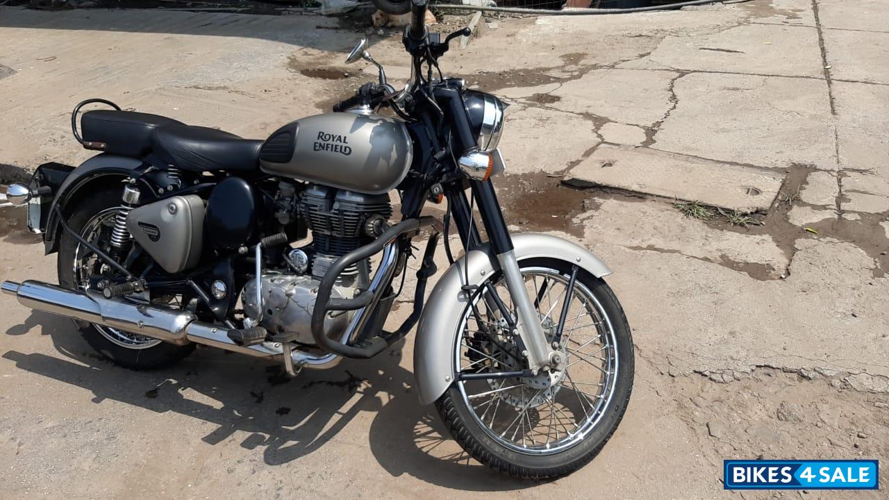 Royal Enfield Classic Gunmetal Grey
