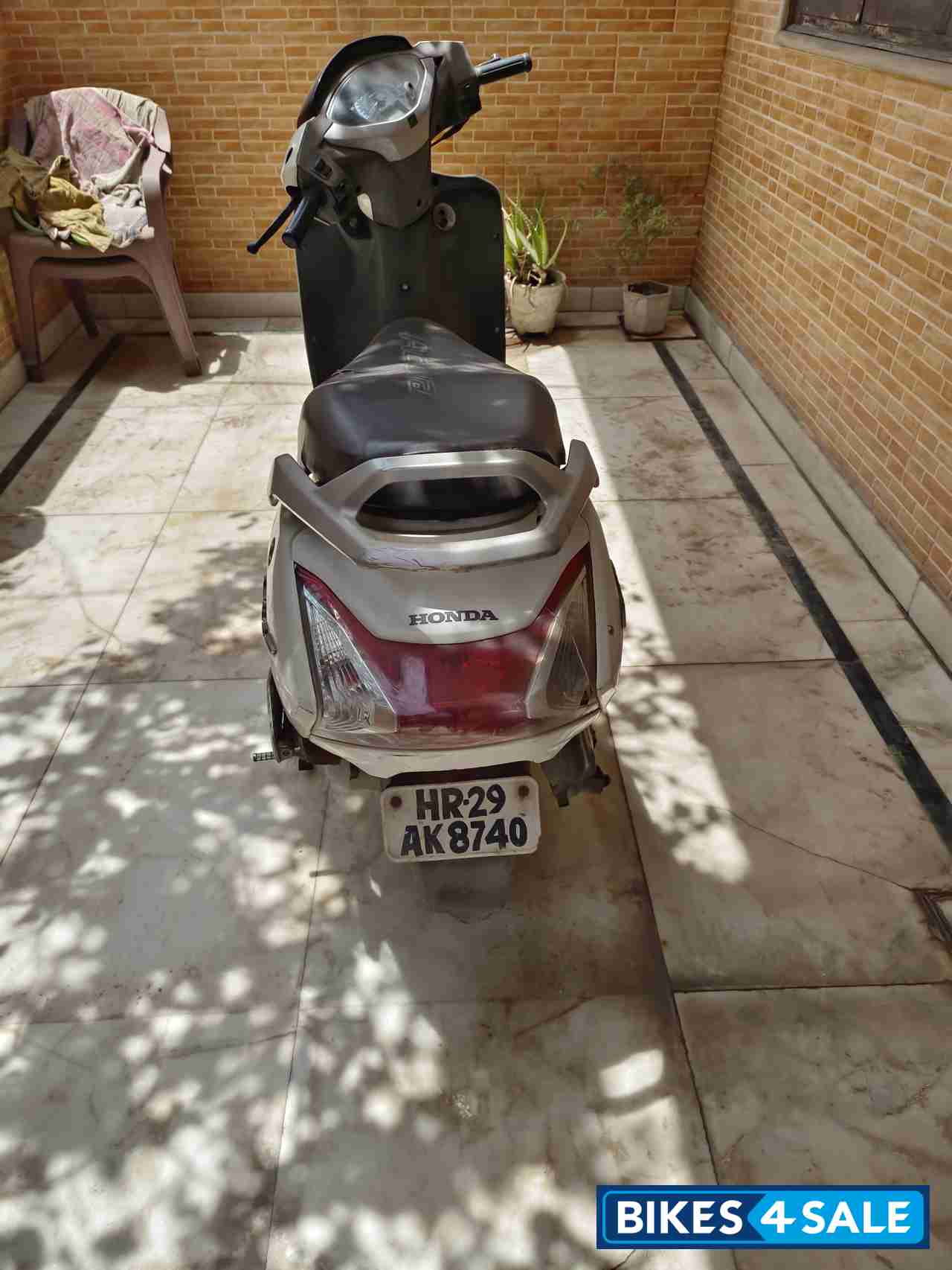 White Honda Activa 125