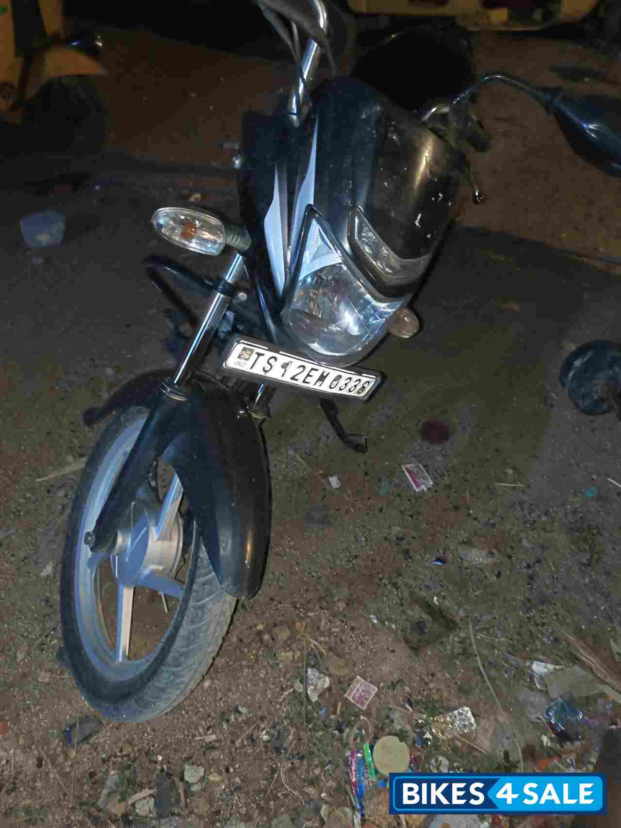 Bajaj Platina 100 ES