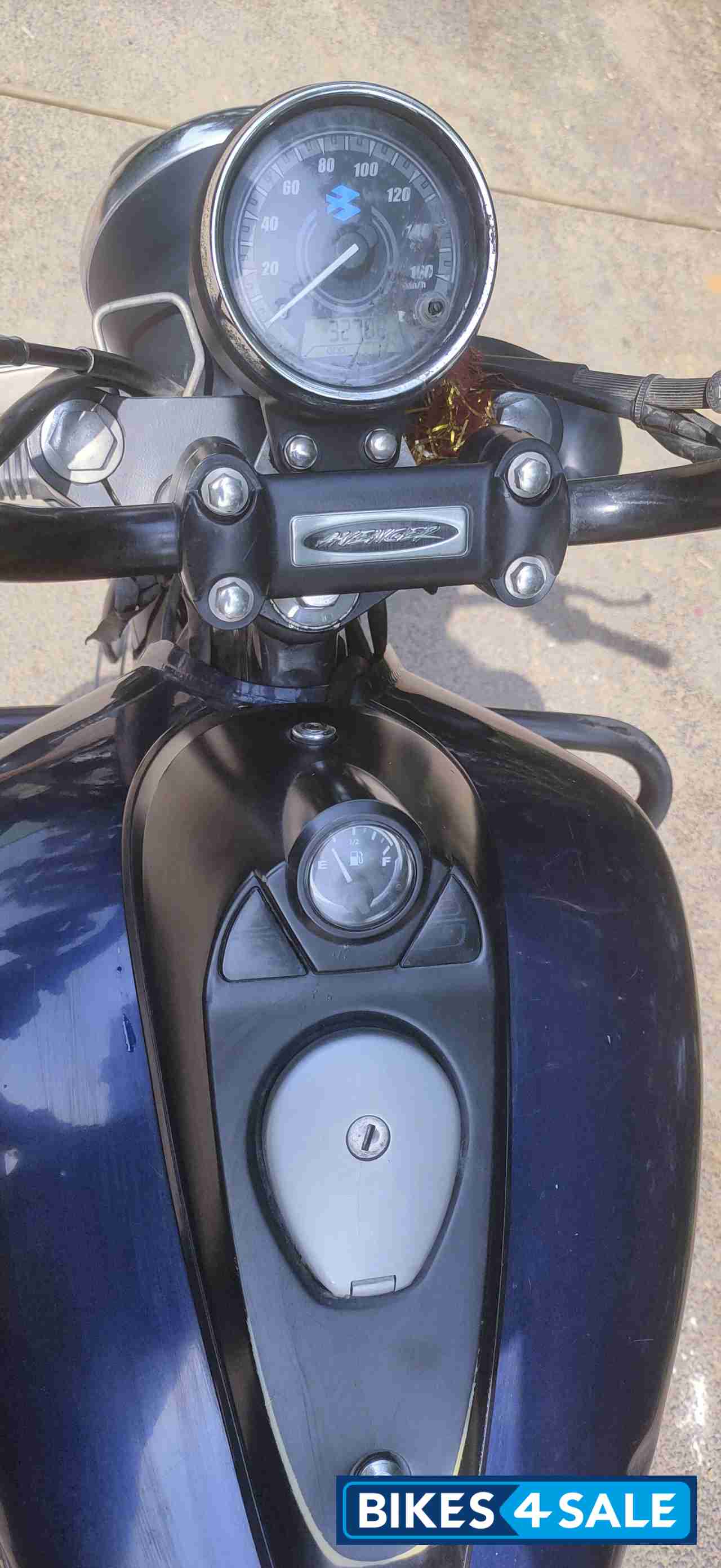 Bajaj Avenger Street 150