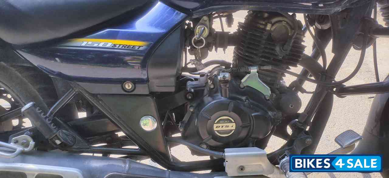 Bajaj Avenger Street 150