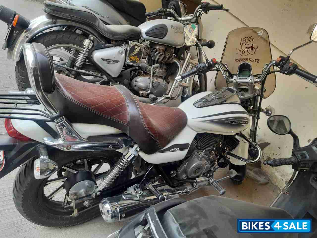 Bajaj Avenger Cruise 220