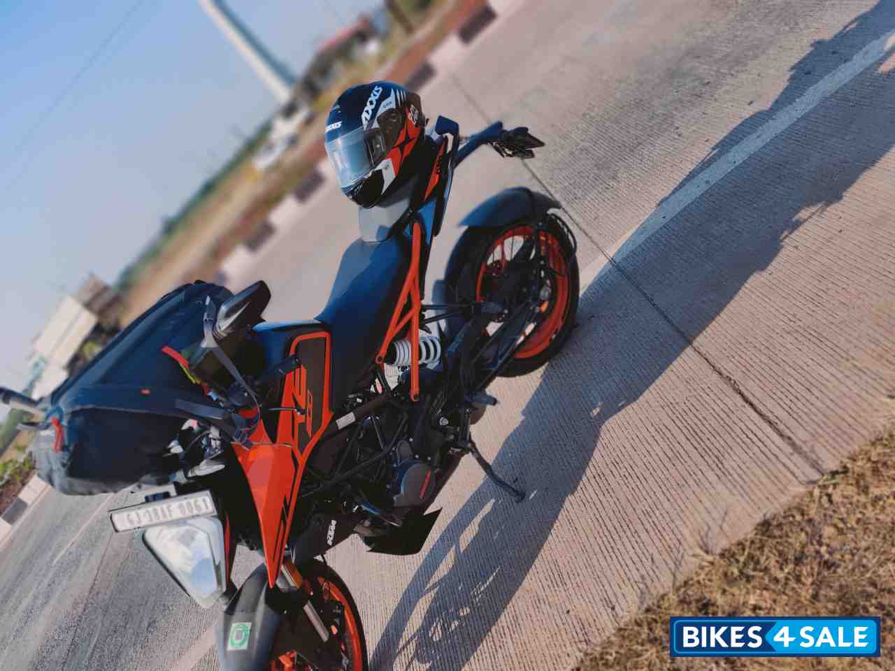 Electronic Orange KTM Duke 200